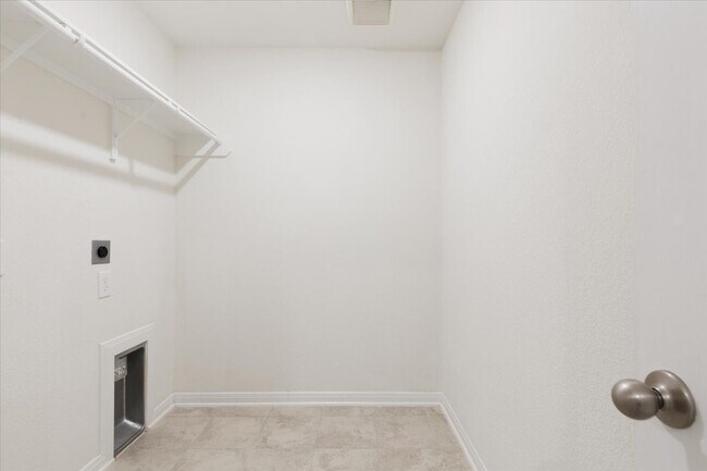 Building Photo - 20835 Filbert Ln