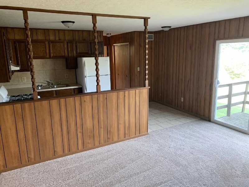 Building Photo - 17041 Wilby Ln