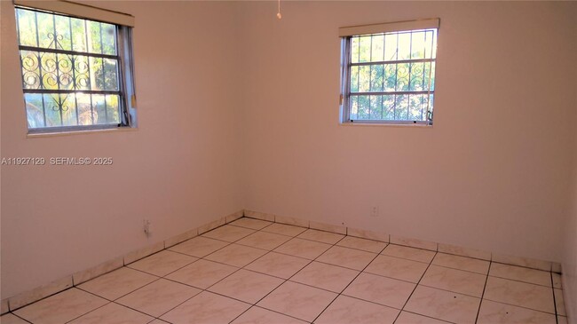 Building Photo - 3825 NW 168th Terrace