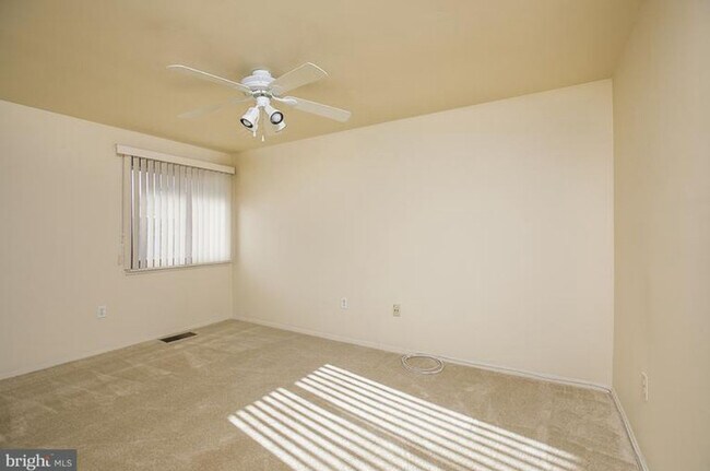 Building Photo - 19635 Brassie Pl