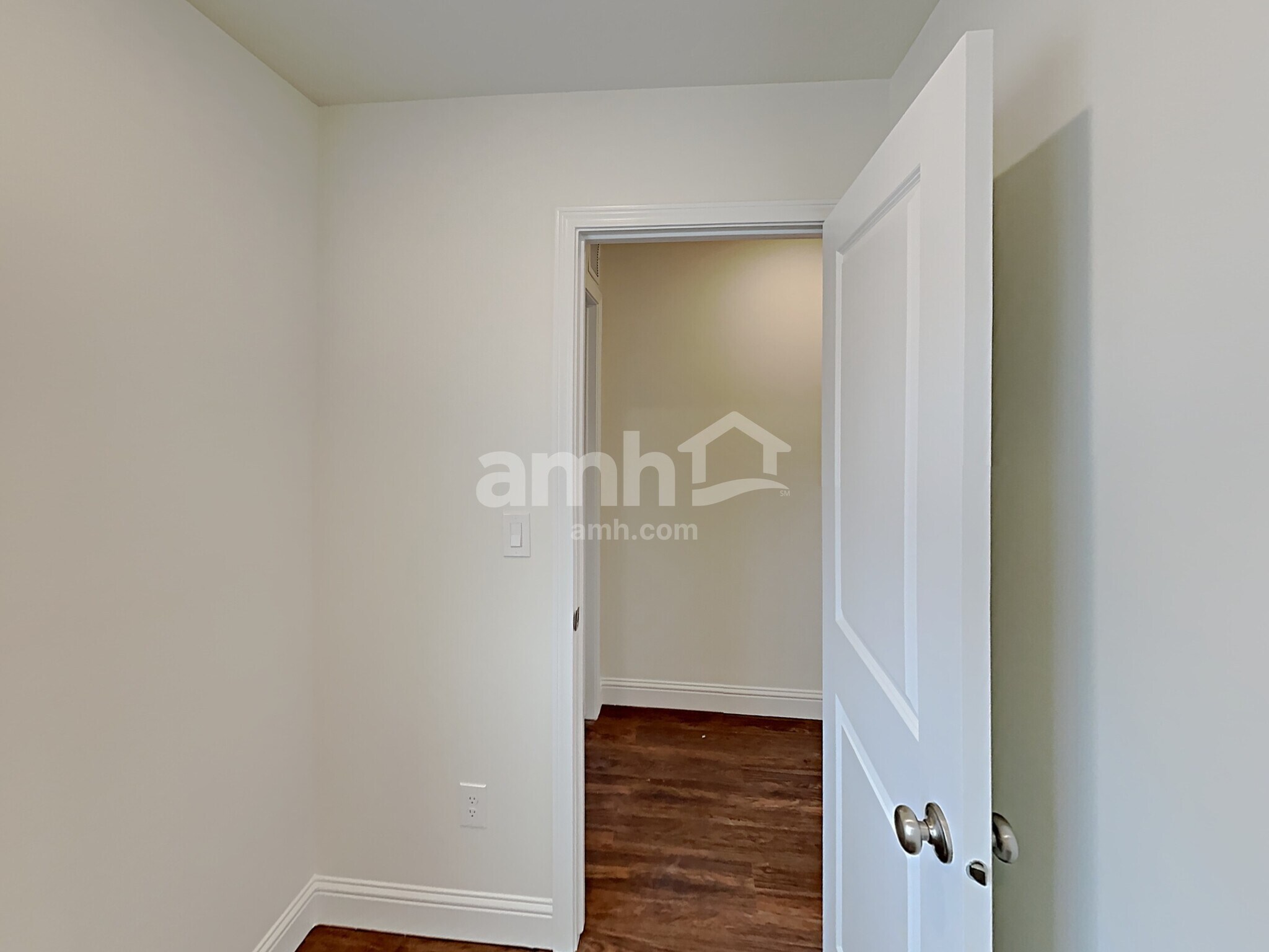 Building Photo - 2434 E Buckskin Way