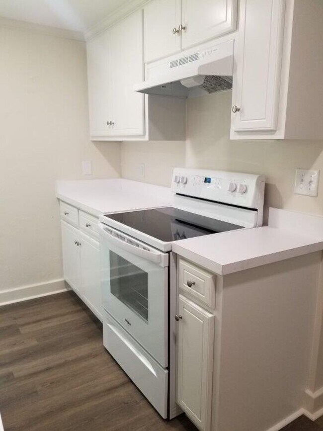 Building Photo - 1911 B Peachtree Street