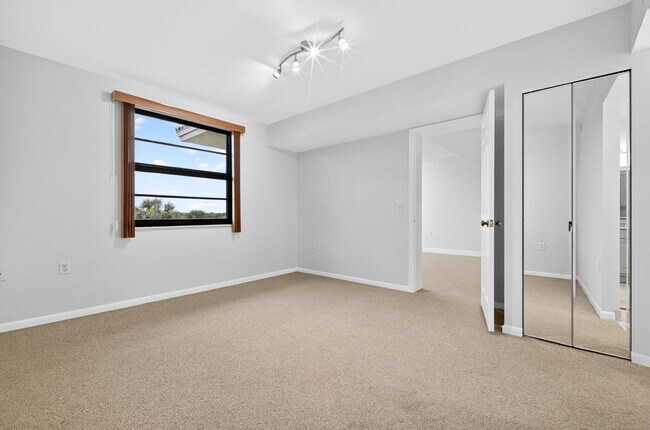 Building Photo - 3507 Village Blvd