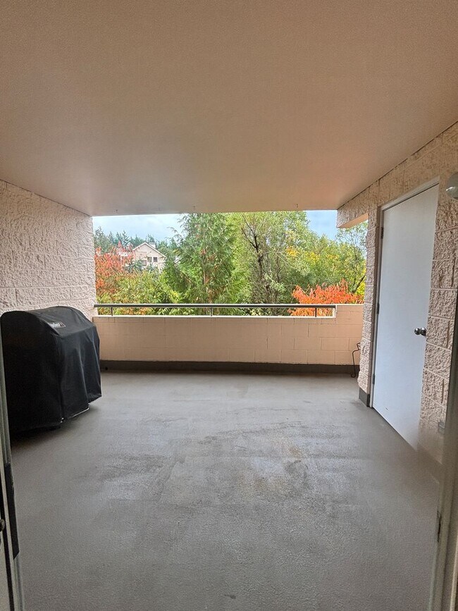 Building Photo - 5halb01