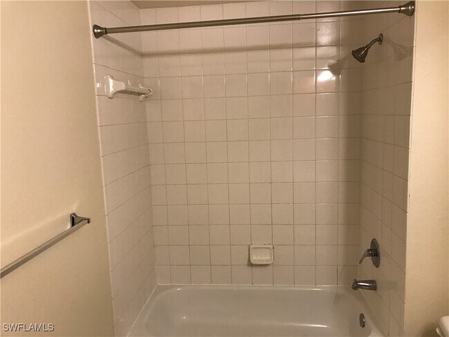 Building Photo - 7985 Preserve Cir