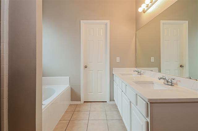 Building Photo - 5728 Bedrock Dr