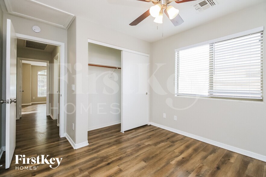 Building Photo - 13338 W Boca Raton Rd