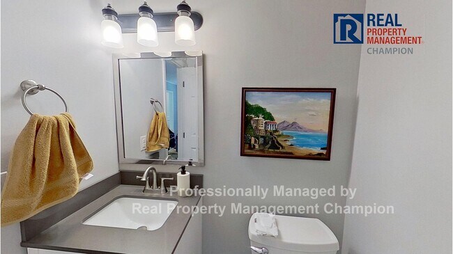 Building Photo - 4 BD/2.5 BA off Middle Sound Loop w/ Large...