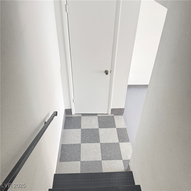 Building Photo - 508 Woodcrest Ct