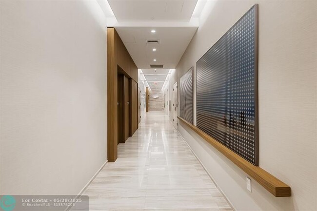 Building Photo - 701 N Fort Lauderdale Beach Blvd