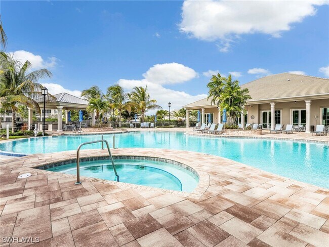 Building Photo - 268 Indies Dr E