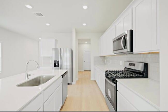 Building Photo - 7815 Ruth Ravine Ct