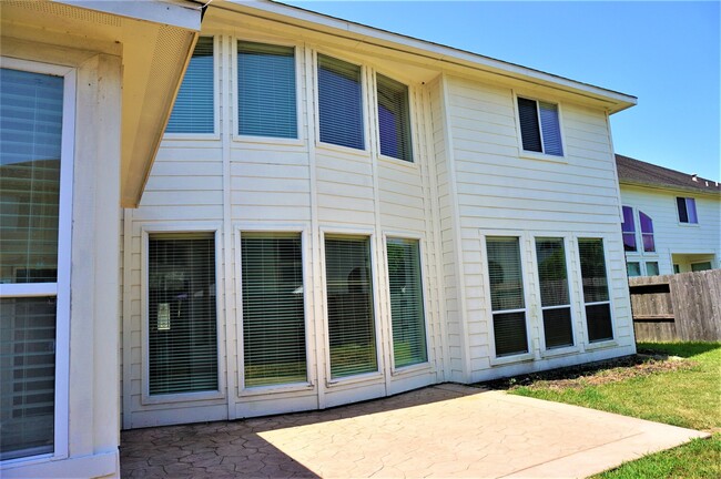 Building Photo - 8123 Buffalo Springs Ct