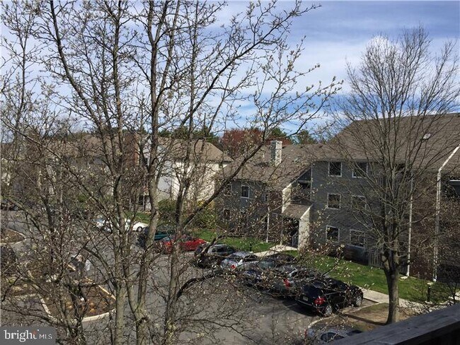 Building Photo - 1309 Ravens Crest Dr