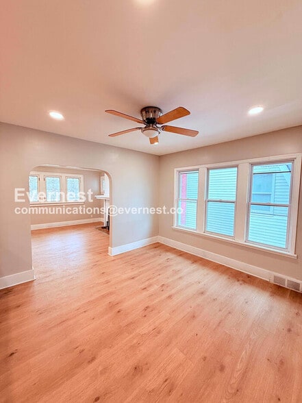 Building Photo - 5133 Whitfield St