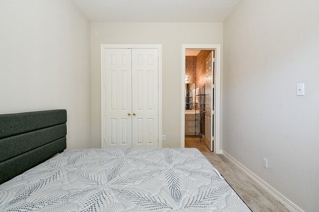 Building Photo - 3003 Grand Noble Cir