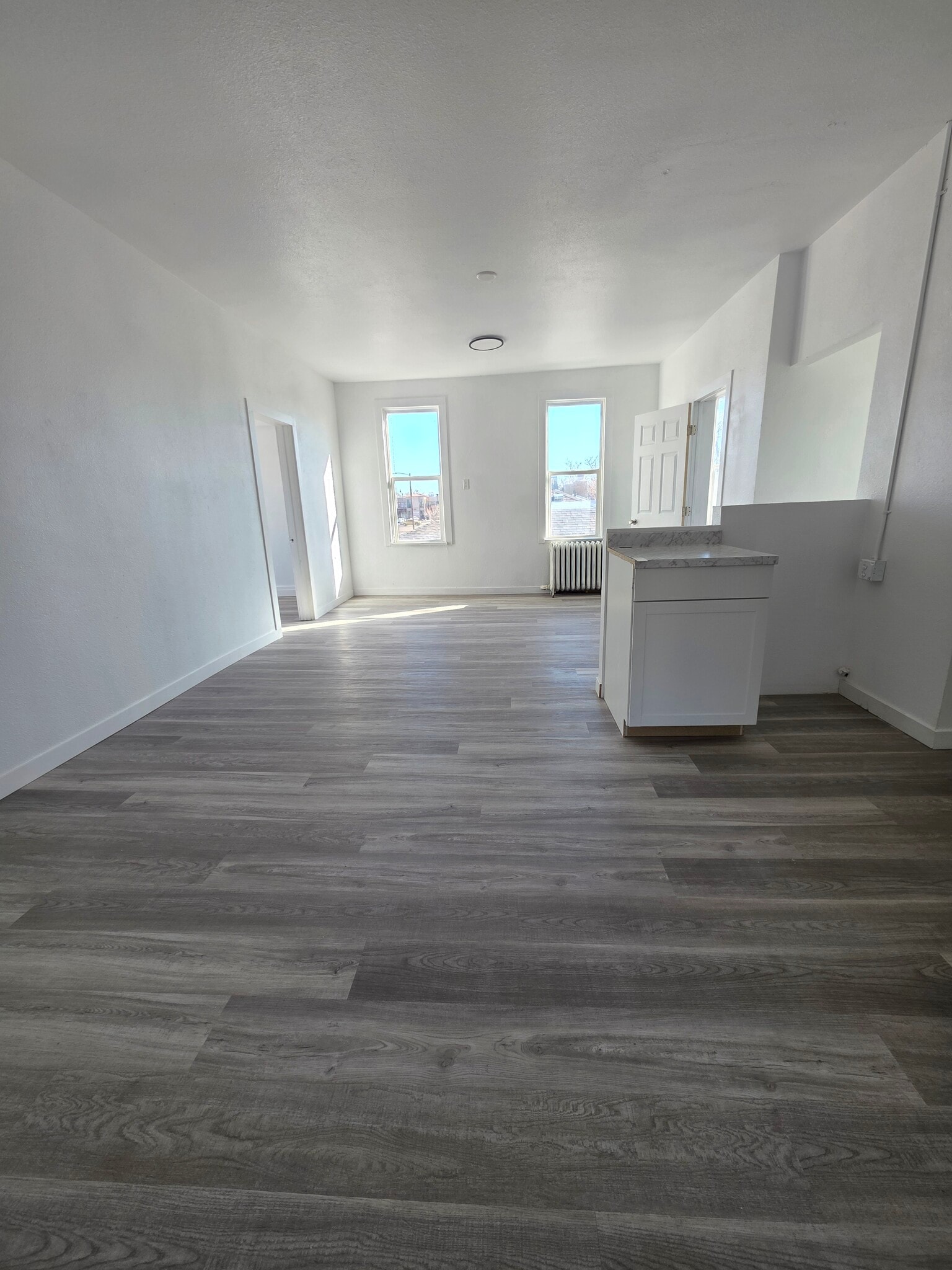 Building Photo - 2708 E 16th St