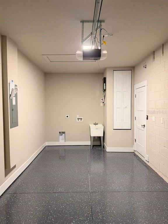 Building Photo - 2 Slate Wood Ct