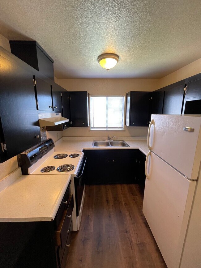 Building Photo - 1936 K St