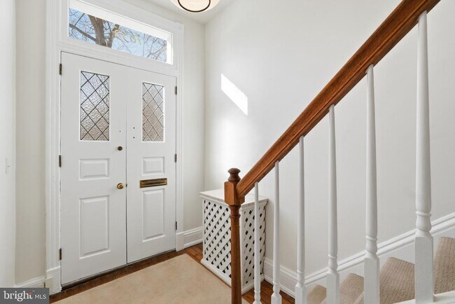 Building Photo - 1635 35th St NW