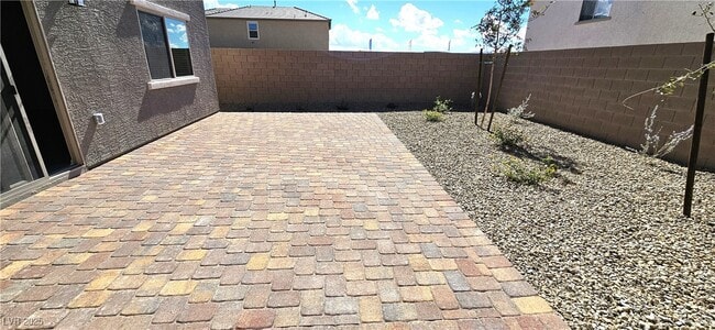 Building Photo - 6071 Swift Lariat St