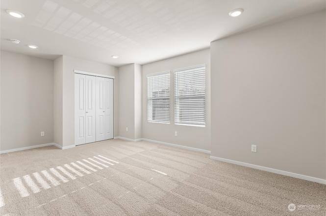 Building Photo - 1478 SW Pendleton Way