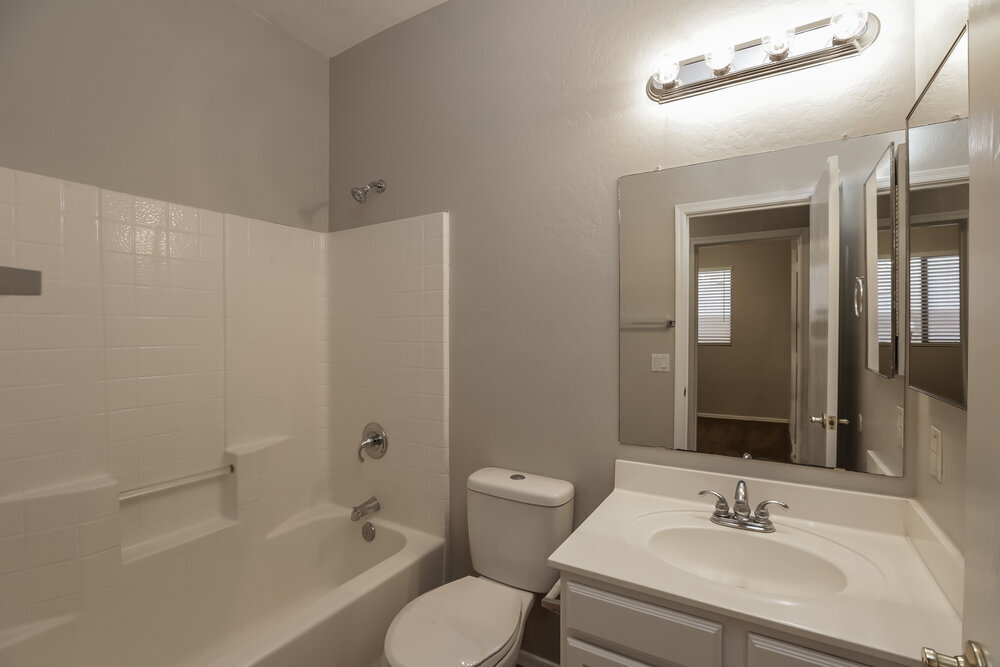 Building Photo - 11217 W Berkeley Rd