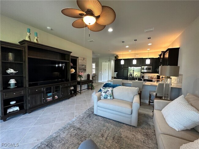 Building Photo - 11916 Five Waters Cir