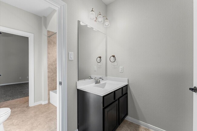 Building Photo - 4315 Laburnam Rd