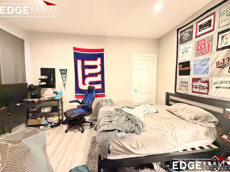 Building Photo - 62 Quint Ave