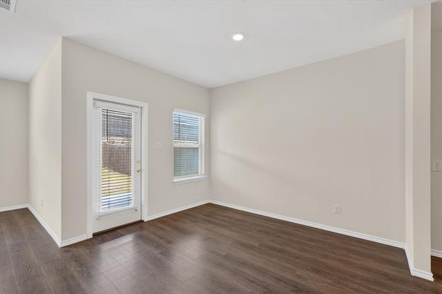 Building Photo - 2109 Muscovy St