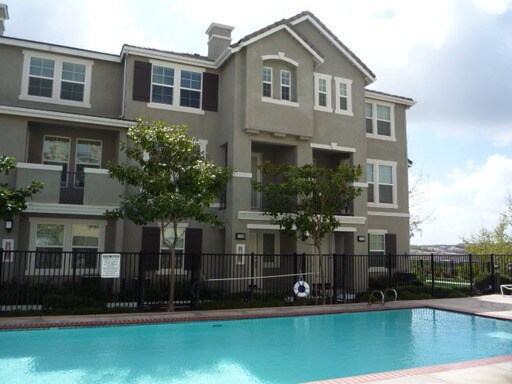Primary Photo - **$500 Off First Months rent ** Spacious E...