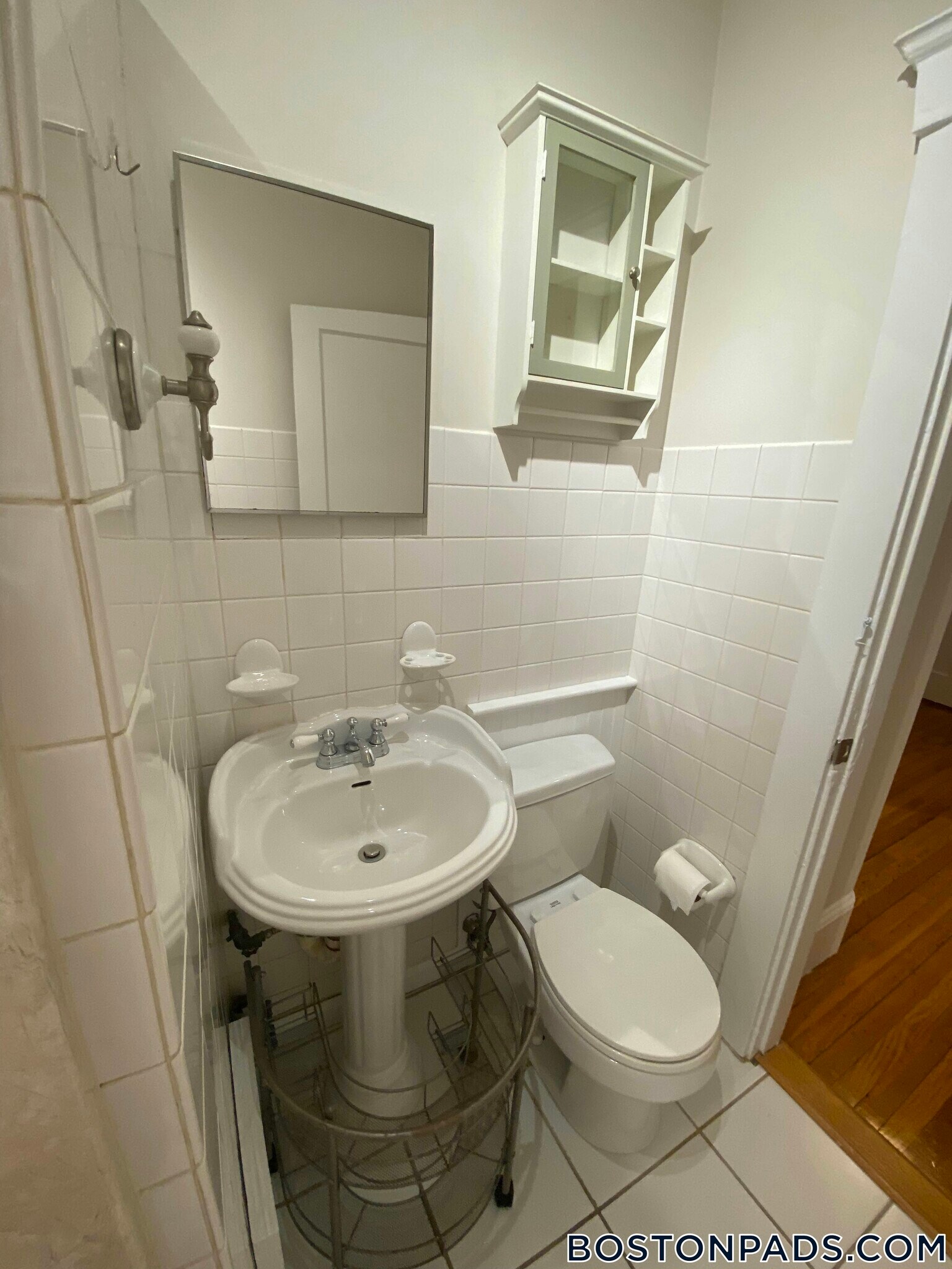 Building Photo - 26 Chiswick Rd