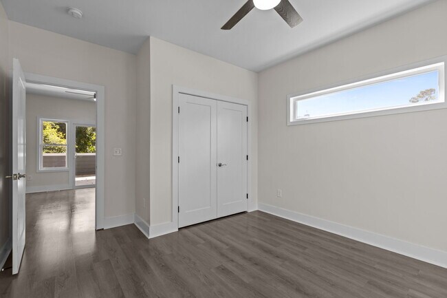 Building Photo - 516 New Bern Ave