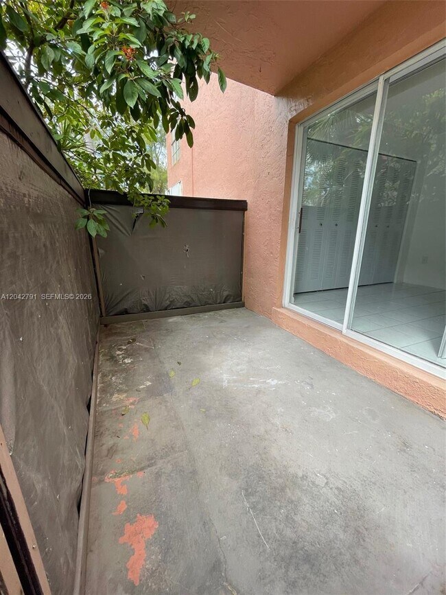 Building Photo - 10832 SW 88th St
