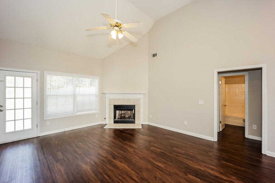 Building Photo - 3476 Lumpkin Ct