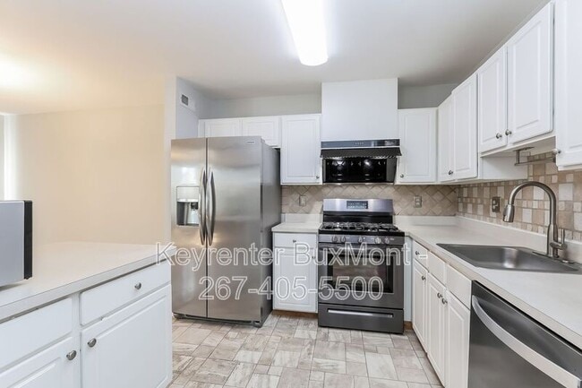 Building Photo - 15 York St