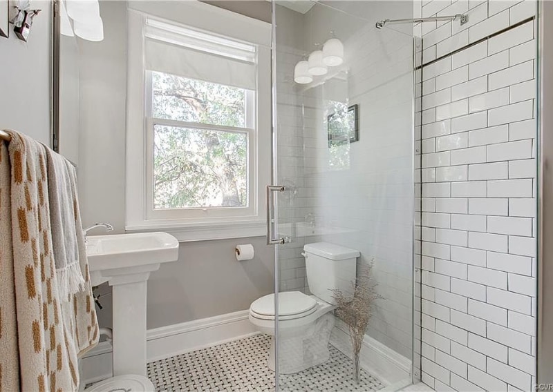 Building Photo - 3023 Fendall Ave