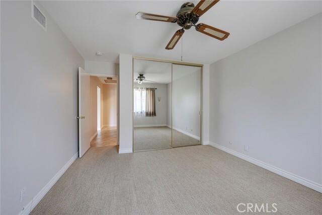 Building Photo - 5921 Country View Dr