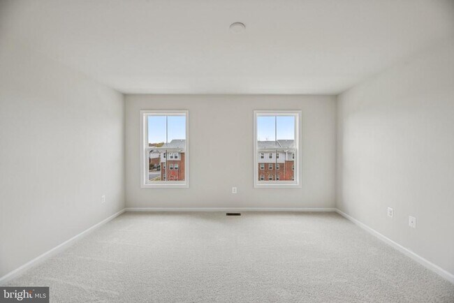 Building Photo - 8816 Selby Ct