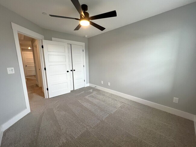 Building Photo - 1115 Orcadian Dr