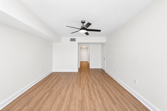 Building Photo - 3145 S Atlantic Ave