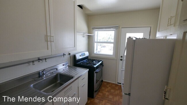 Building Photo - 2151 Chatsworth Blvd
