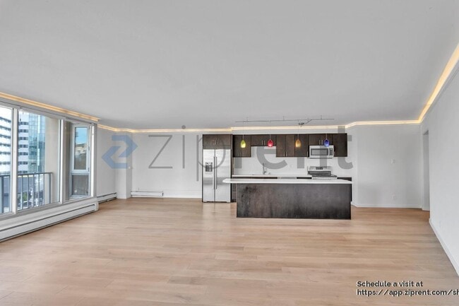 Building Photo - 1200 Gough St