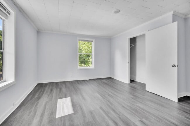 Building Photo - Updated 2-Bedroom Mill Home in Anderson, S...