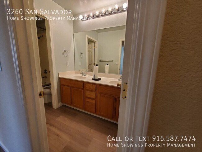 Building Photo - 3260 San Salvador St