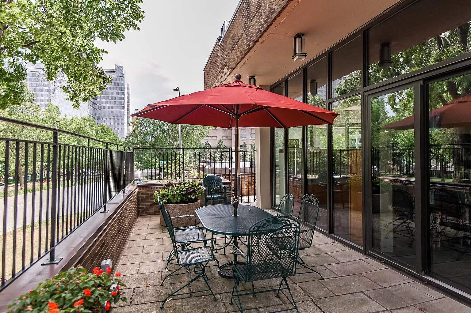 Patio - 207 5th Ave SW #308