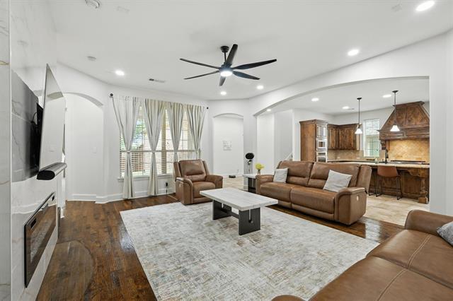 Building Photo - 628 Four Stones Blvd