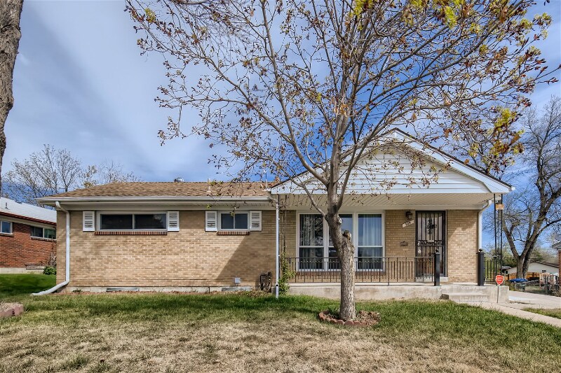 Building Photo - 909 Ogden Cir