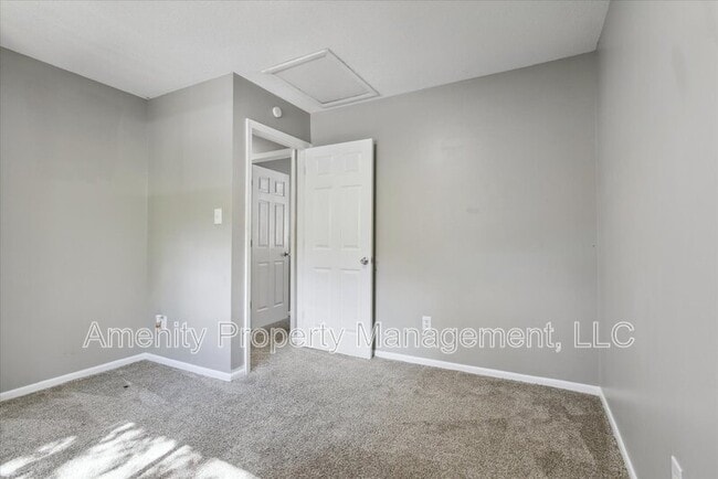 Building Photo - 717 Ninebark Ct